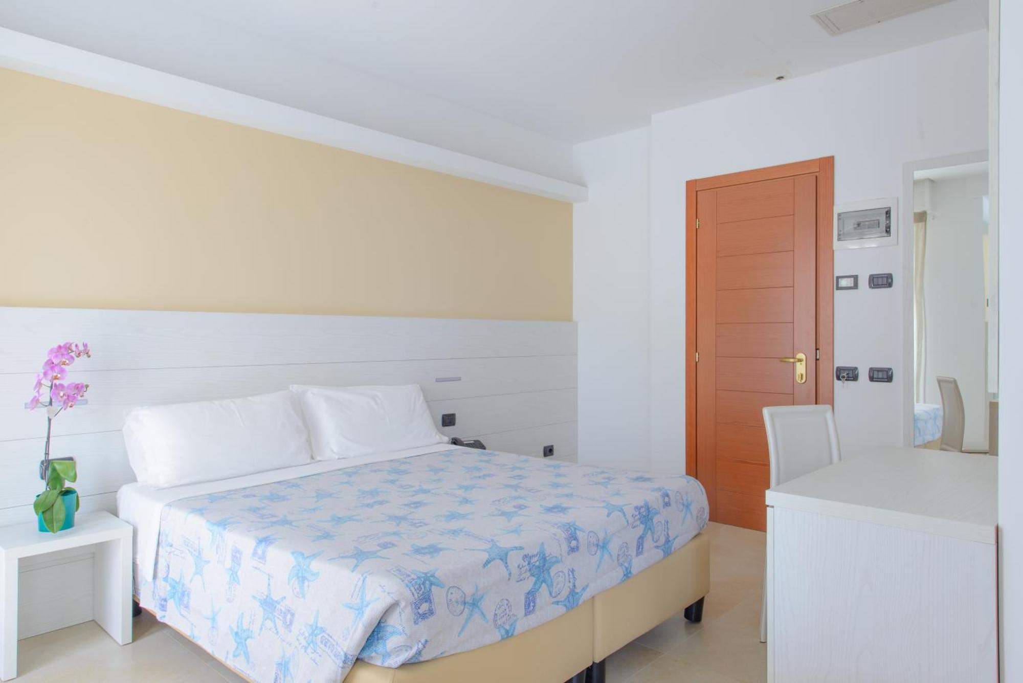 Hotel Sans Souci ريميني المظهر الخارجي الصورة
